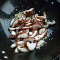 色泽鲜亮的香菇肉片的做法图解七