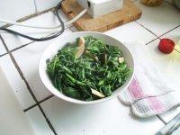 鲜香的炒苋菜