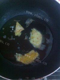 美味拔丝鸡蛋做法图解3)