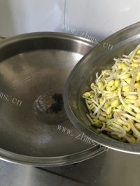 家常菜清炒黄豆芽做法图解4)