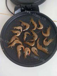 好吃的电饼铛烤虾做法图解3)