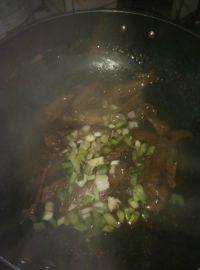 美味的红烧鸭翅