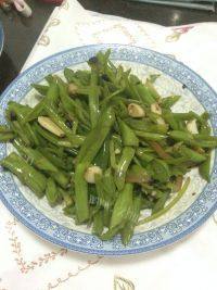 家常菜清炒空心菜梗