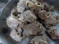 家常菜土豆豆角炖排骨做法图解1)