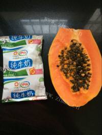 自制木瓜奶昔做法图解1)