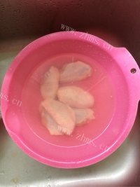 美味的可乐鸡翅做法图解1)