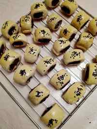 自制豆沙饼做法图解6)