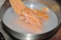 美味的菠菜鸡肉沙拉做法图解3)