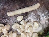 自己做的韭菜鸡蛋饺子做法图解6)