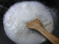 美味的鱼骨豆腐汤做法图解6)