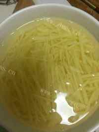唇齿留香的酸辣土豆丝做法图解1)