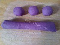 妈妈做的紫薯饼做法图解5)