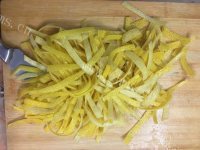 美味的糖渍文旦皮做法图解4)
