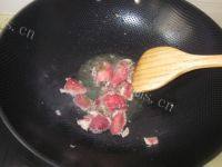 家常菜肉炒芹菜做法图解2)