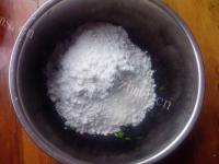 香喷喷的韭菜鸡蛋饼做法图解3)