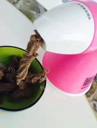 美味的猪肝粉做法图解2)