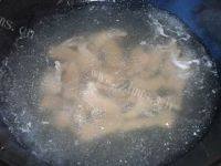 鲜美的番茄肉片做法图解4)