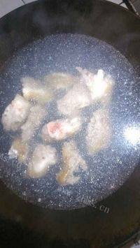 美味的红烧猪脚做法图解2)