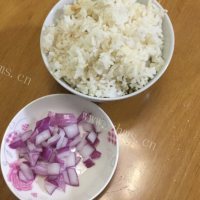 美味的杂菜炒饭做法图解2)