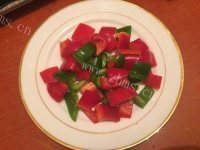 家常菜腊肉炒荷兰豆做法图解3)