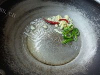 色味俱佳的清炒空心菜做法图解2)
