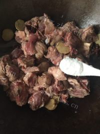 珍馐美味的清炖羊肉汤做法图解6)