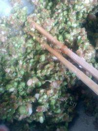 好吃的豆角肉馅大包子做法图解5)