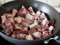 DIY胡萝卜炖羊肉做法图解3)