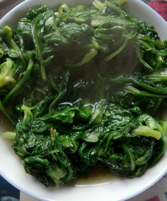 质嫩爽口的清炒茼蒿菜