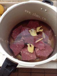 家常菜咖喱牛肉干做法图解3)