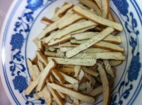 韭黄香干炒鸡胗做法图解2)