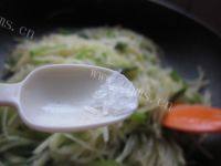 家常菜清炒土豆丝