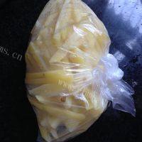 DIY美食-炸薯条做法图解5)