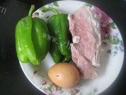 让人怀念的酱爆肉丁做法图解1)