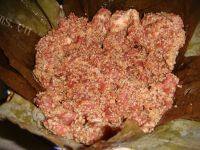 香糯的荷叶粉蒸肉做法图解7)