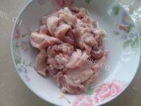 家常菜香干炒肉片做法图解2)