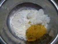 美味的红薯玛芬做法图解4)