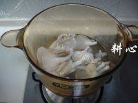 家常秀珍菇排骨汤做法图解5)