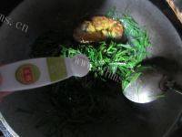 易做的韭菜炒鸡蛋做法图解6)