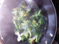 DIY西兰花圣诞树做法图解8)
