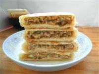 自己做的白菜馅饼