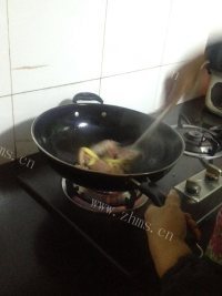 玉盘珍馐的酸菜鱼做法图解6)