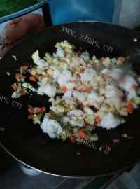 特色美食什锦炒饭做法图解6)