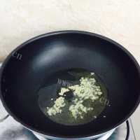 清淡鸡肉丸烧冬瓜做法图解3)