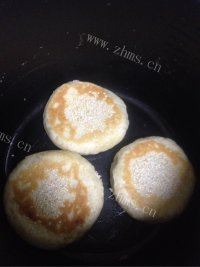 自制发面红糖饼做法图解10)