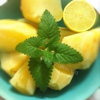 美味的雪莲果薄荷柠檬汁做法图解2)