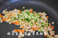 自制宝宝版宫保鸡丁做法图解9)