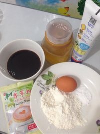 自制可可蛋糕做法图解2)