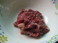 家常菜芥蓝炒牛肉做法图解1)