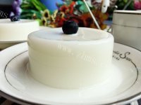 色香味俱全的牛奶布丁做法图解7)